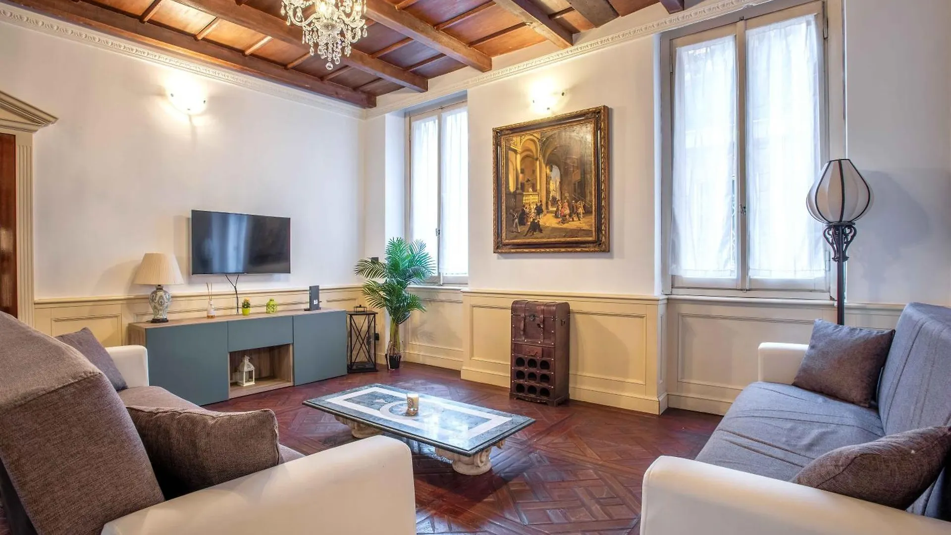 Exclusive 4 Bedrooms Apartment Near Duomo Milaan